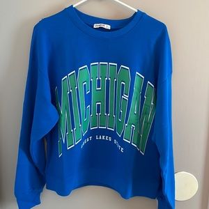 Stradivarius crewneck sweatshirt